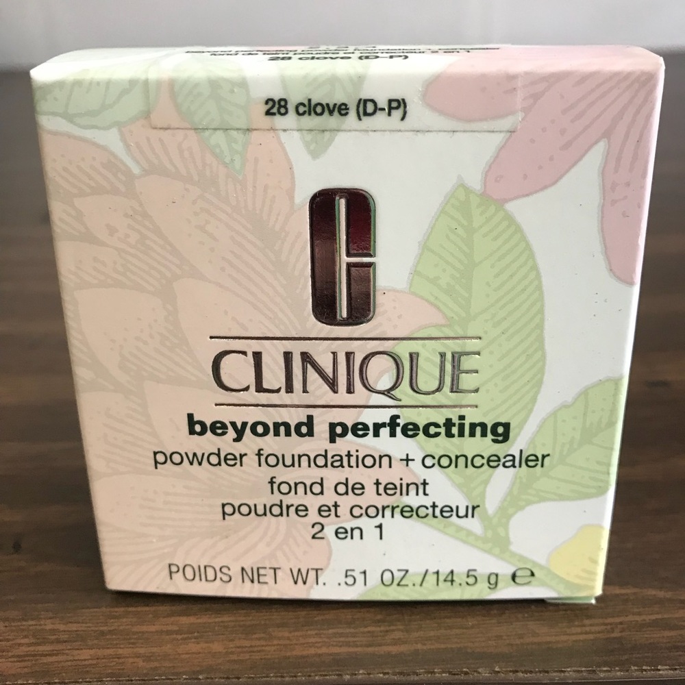Clinique powder foundation and concealer